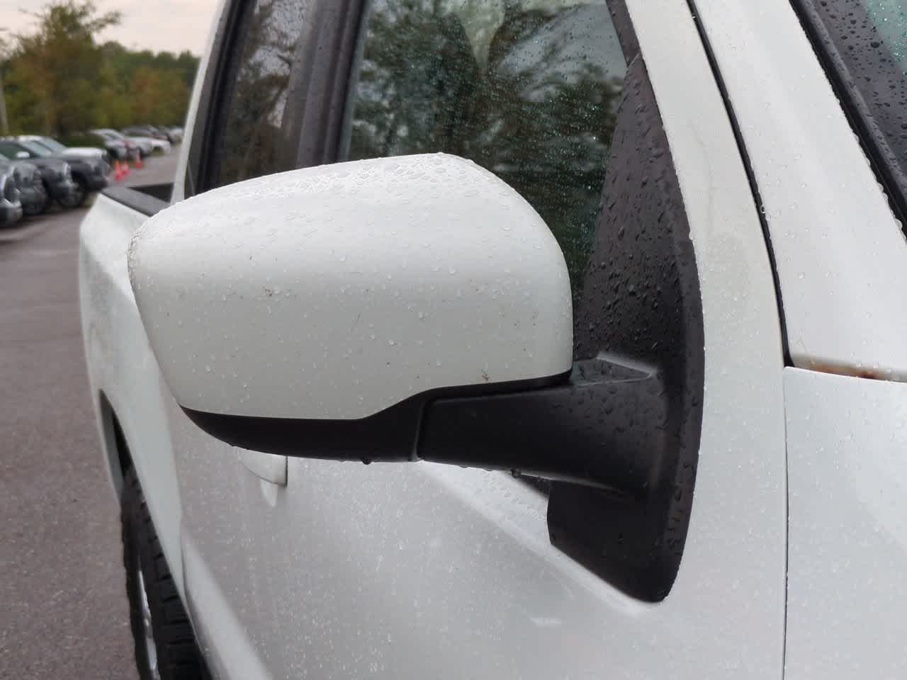 Used 2022 Glacier White Nissan SV image 12