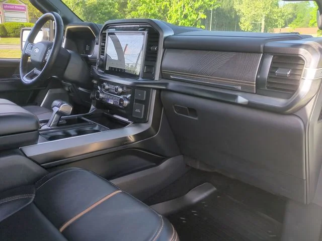 Used 2022 White Ford Platinum image 35