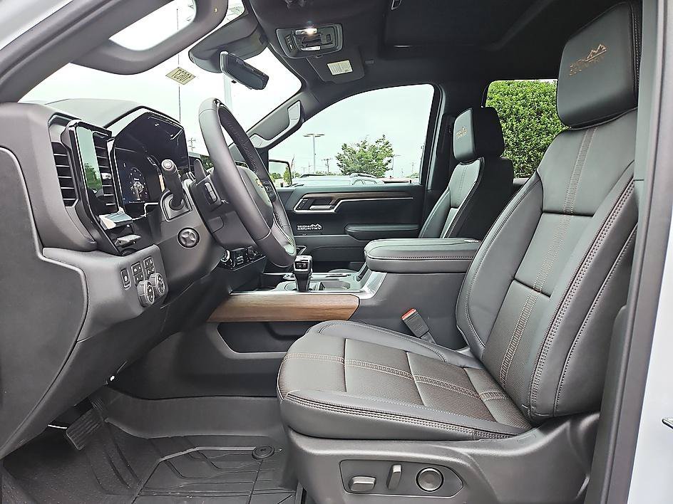 2026 Chevrolet Silverado 1500 High Country - Photo 10
