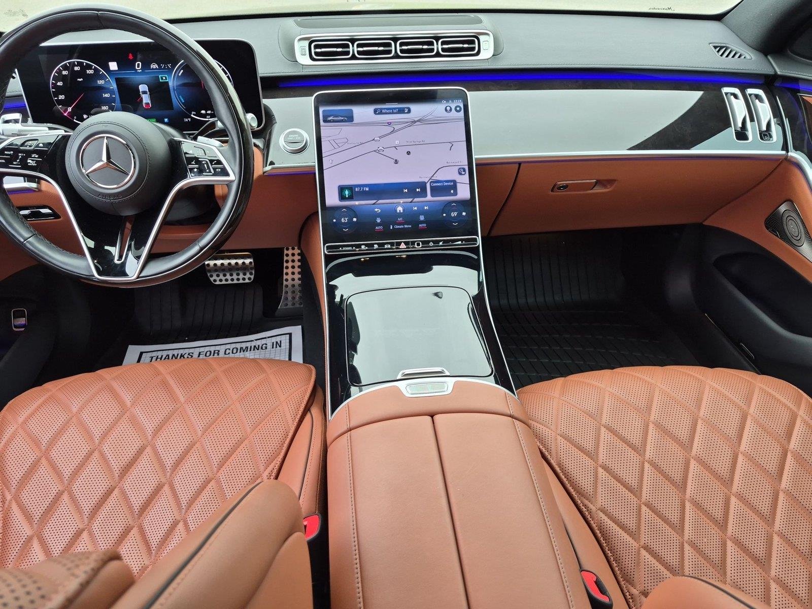 Used 2025 Obsidian Black Metallic Mercedes-Benz S 580e image 33