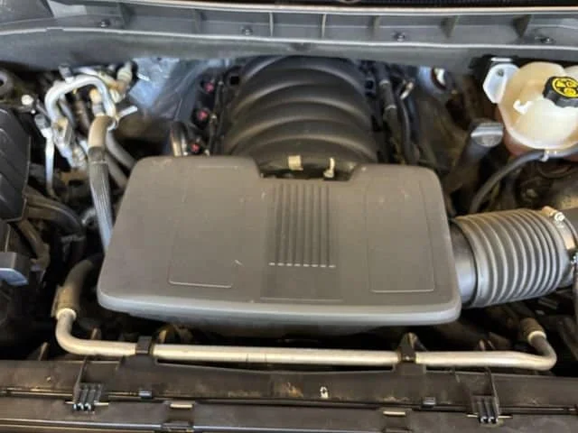Used 2023 Redwood Metallic GMC AT4 image 30