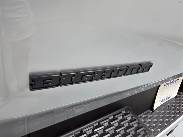 New 2026 Silver Zynith Exterior Paint RAM Big Horn/Lone Star image 11