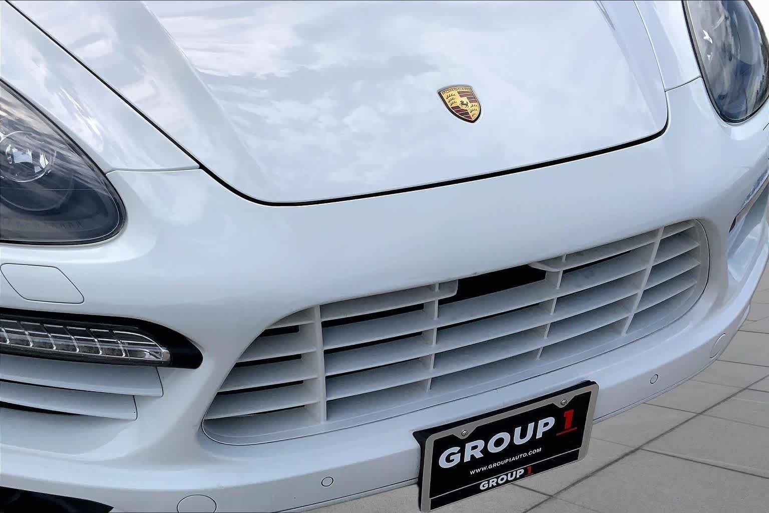 Used 2013 White Porsche Turbo image 29