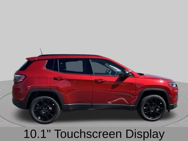 New 2026 Red Hot Pearlcoat Jeep Latitude image 7