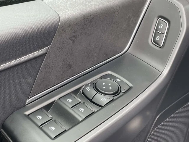 New 2026 Blue Ford XLT image 14