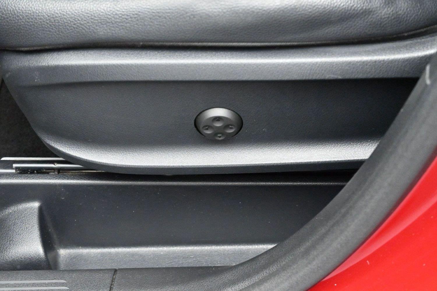 Used 2021 Patagonia Red Metallic Mercedes-Benz GLA 250 image 15