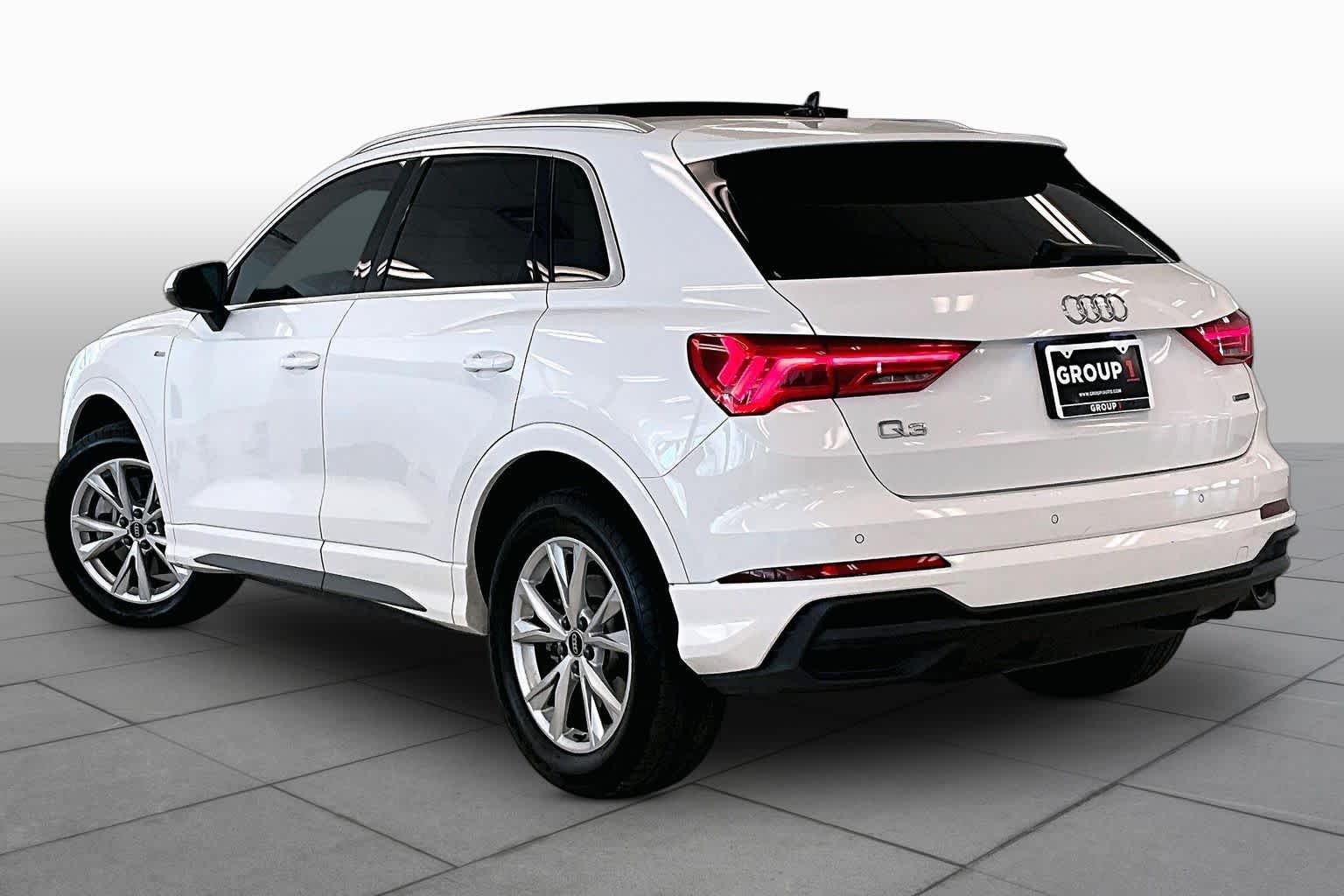 Used 2023 Mythos Black Metallic Audi S line Premium image 11