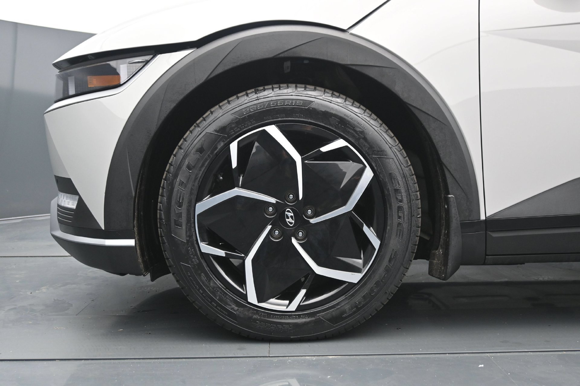 2023 Hyundai IONIQ 5 SEL - Photo 27