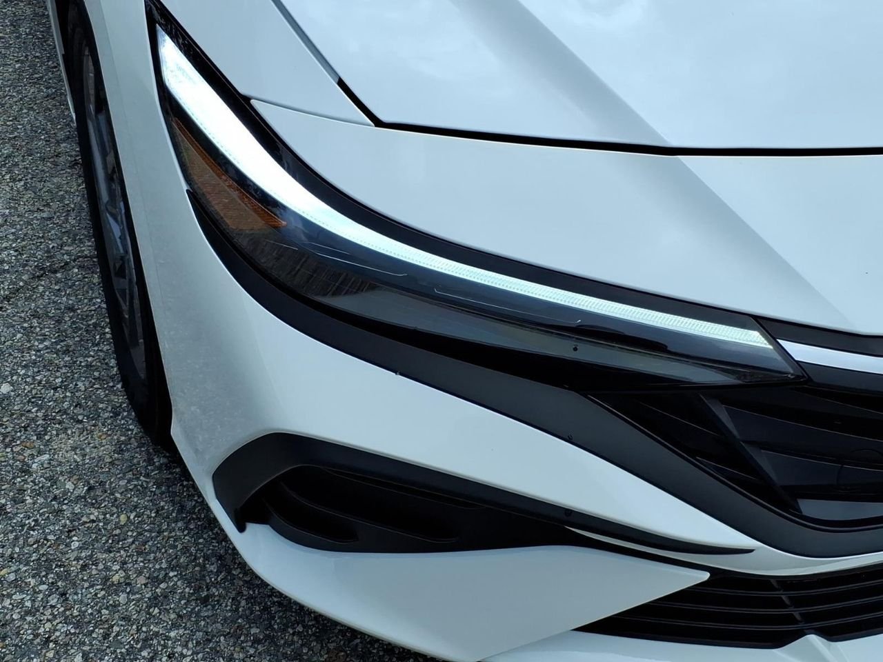 New 2026 Serenity White Hyundai Blue image 6