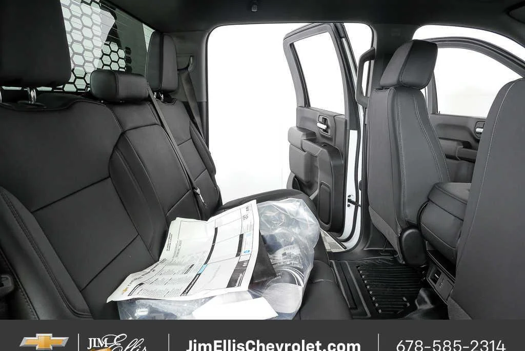 New 2026 Summit White Chevrolet Work Truck image 20