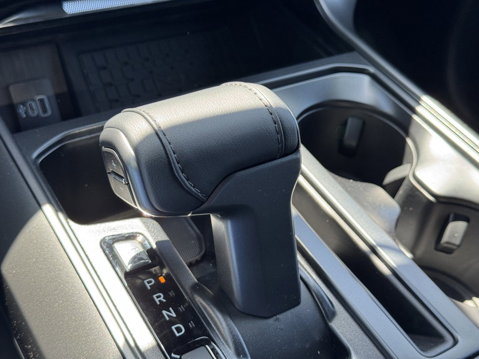 New 2025 Agate Black Metallic Ford Tremor® image 21
