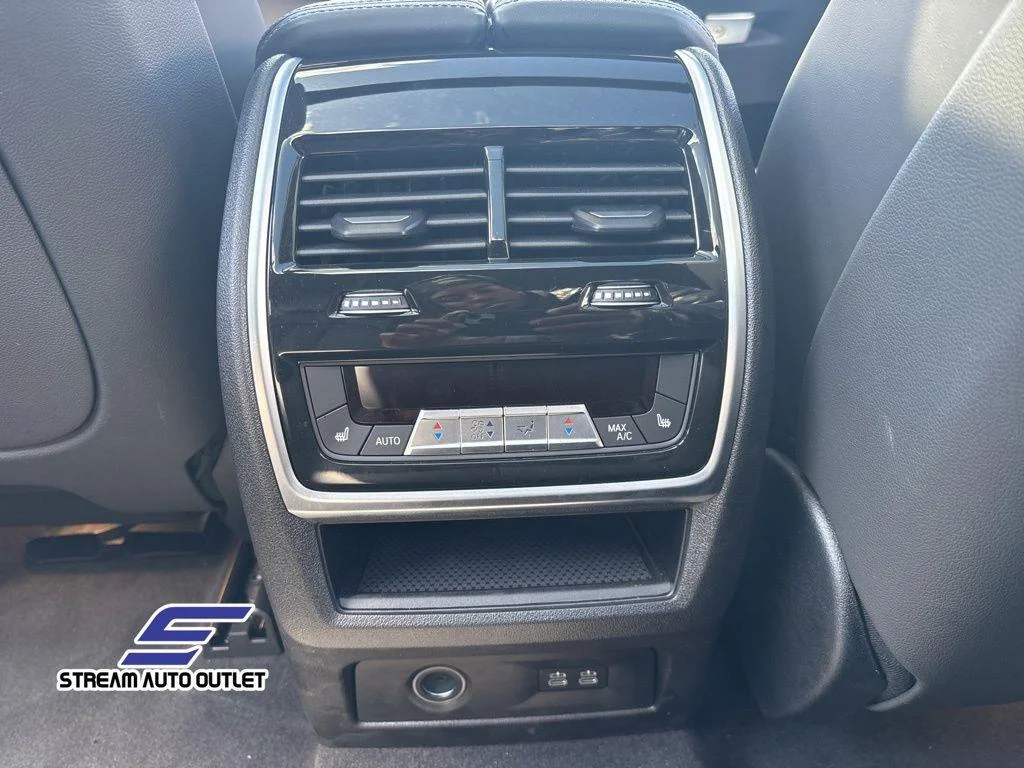 2025 BMW X5 50e - Photo 18