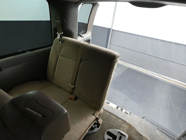 2017 Chevrolet Express Passenger LS - Photo 29