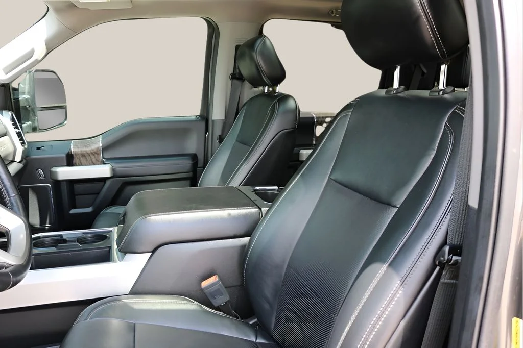 Used 2019 Gray Ford Lariat image 15