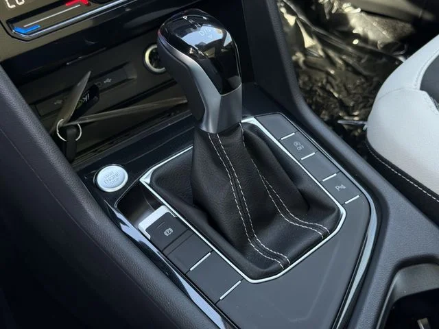 New 2026 Blue Volkswagen 1.5T SE image 17
