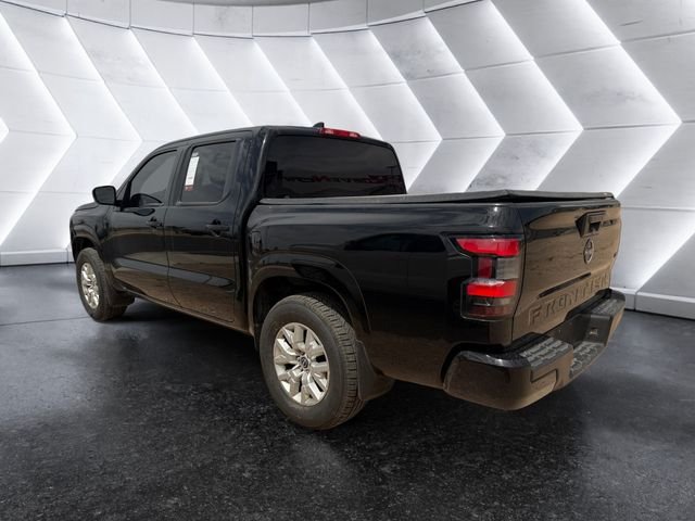 Used 2022 Black Nissan SV image 6