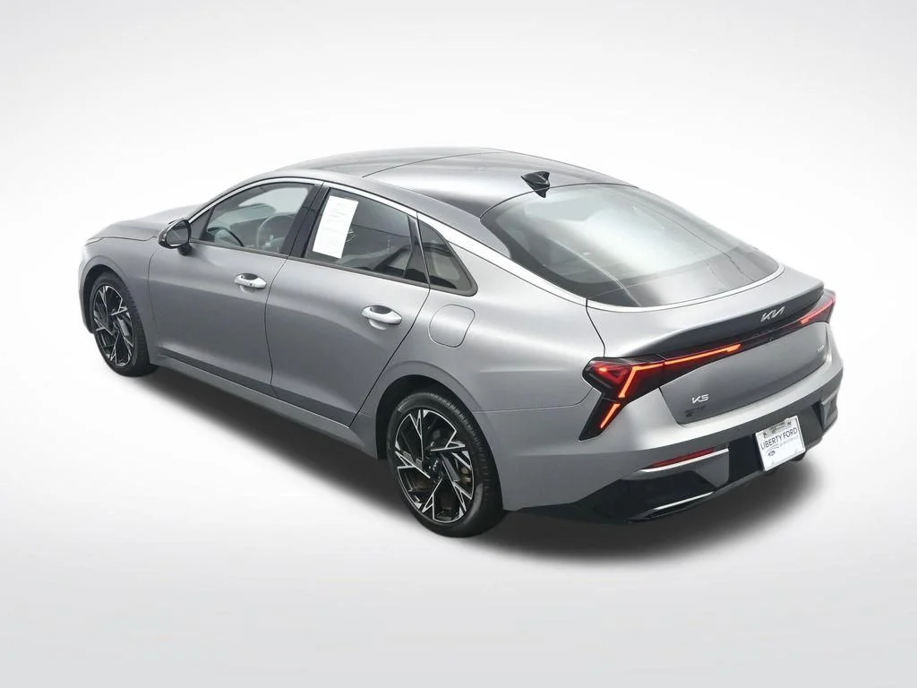 Used 2025 Steel Kia GT-Line image 30