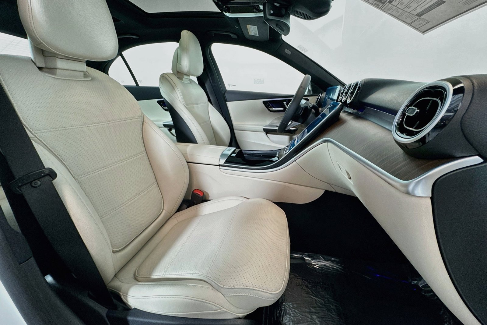 New 2026 Polar White Mercedes-Benz C 300 image 26