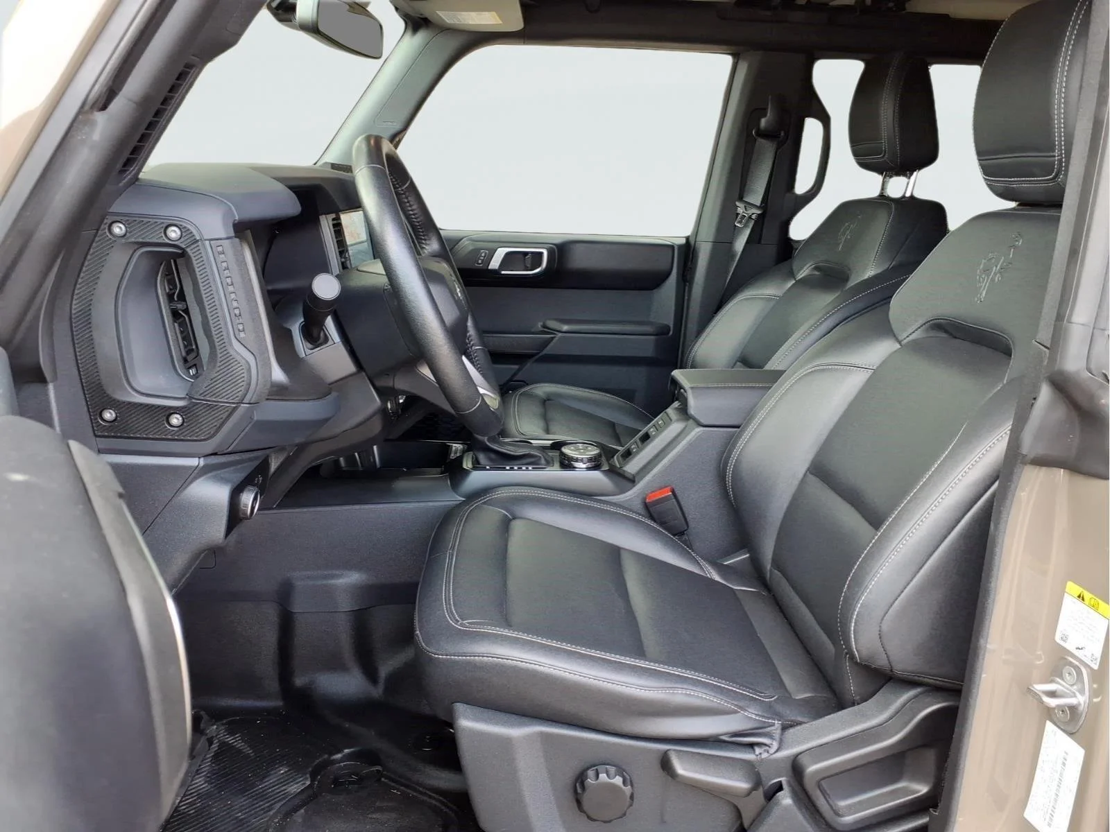Used 2025  Ford Badlands image 17