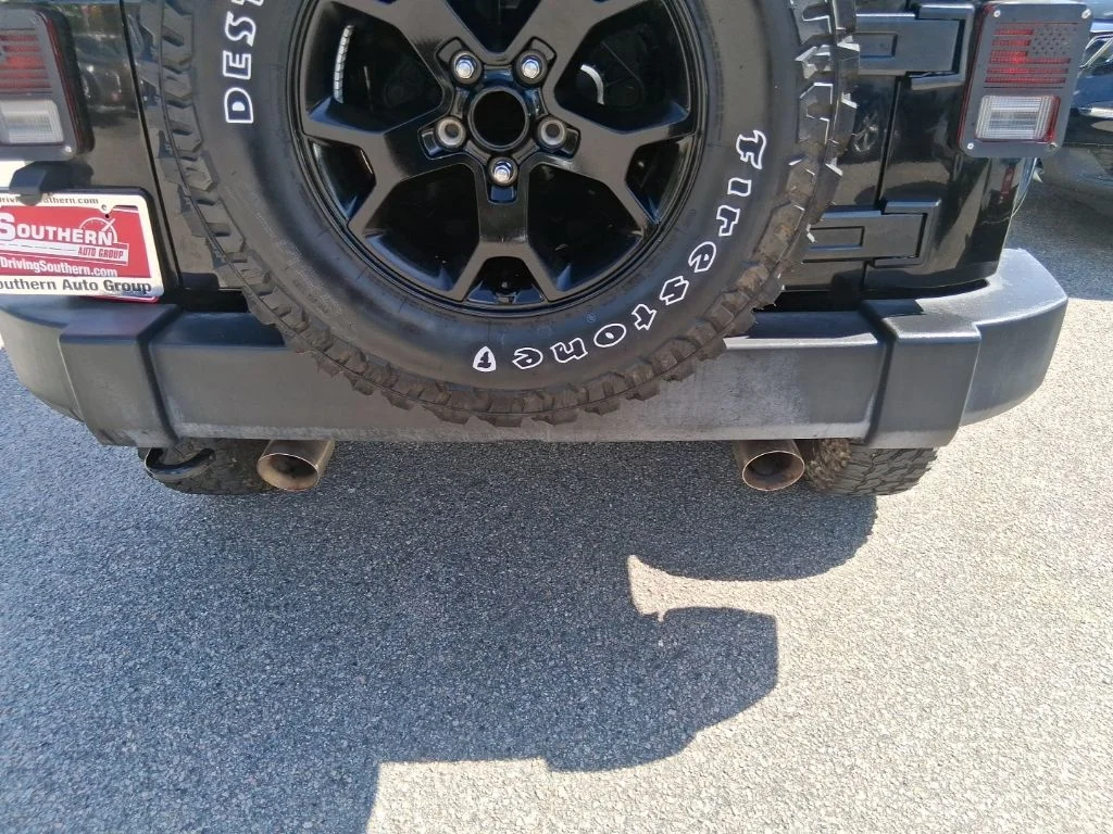 Used 2016 Black Jeep Unlimited Sport image 5