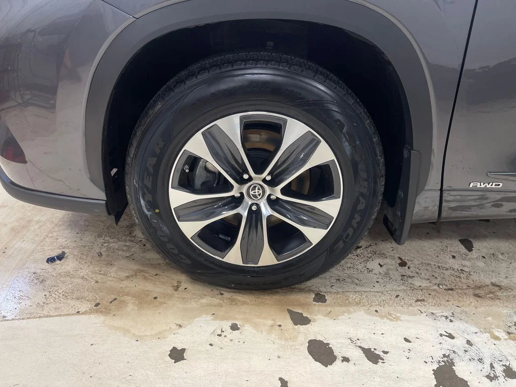 Certified Used 2024 Gray Toyota XLE image 9