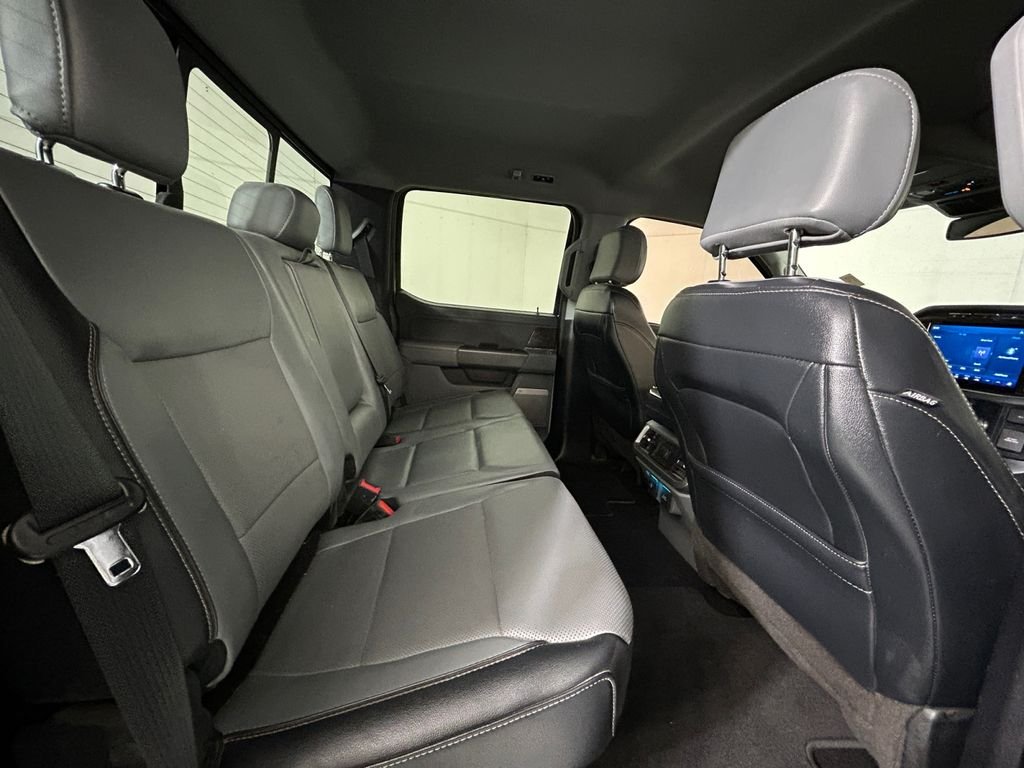 Used 2023 White Ford Lariat image 17