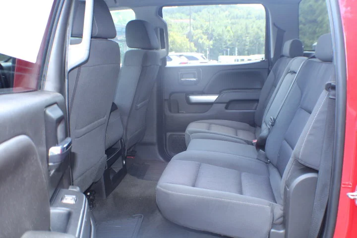 Used 2018 RED HOT Chevrolet LT image 13