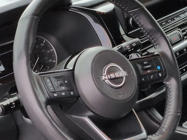 Used 2023 Red Nissan SL image 31