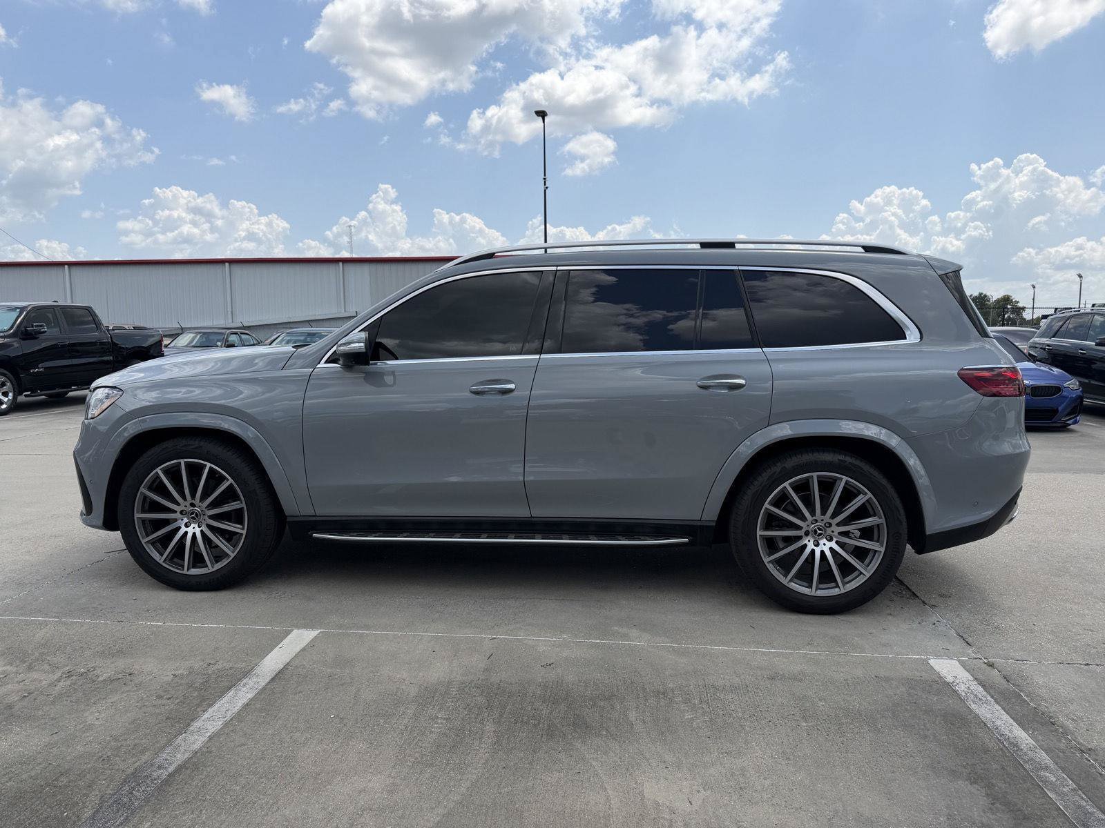 Certified Used 2025 MANUFAKTUR Alpine Grey Mercedes-Benz GLS 450 image 16