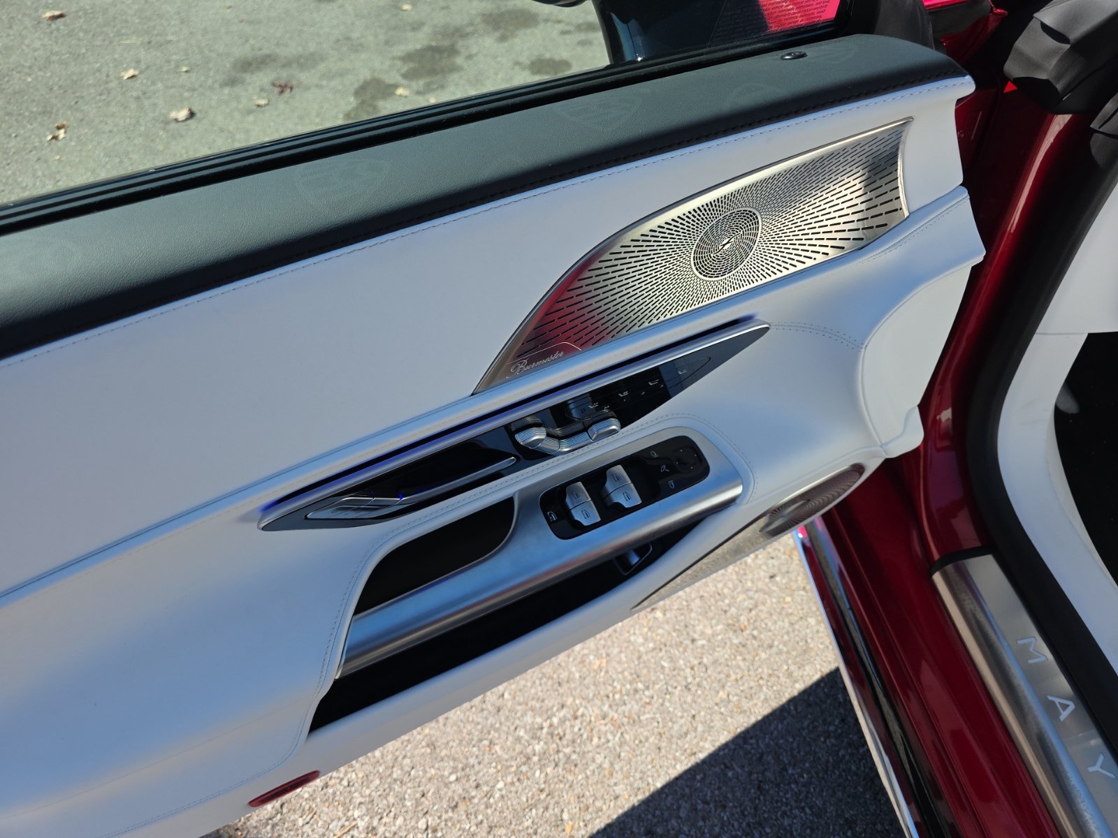 Certified Used 2026 MANUFAKTUR Garnet Red Metallic (Red Ambiance) Mercedes-Benz Maybach SL 680 image 11