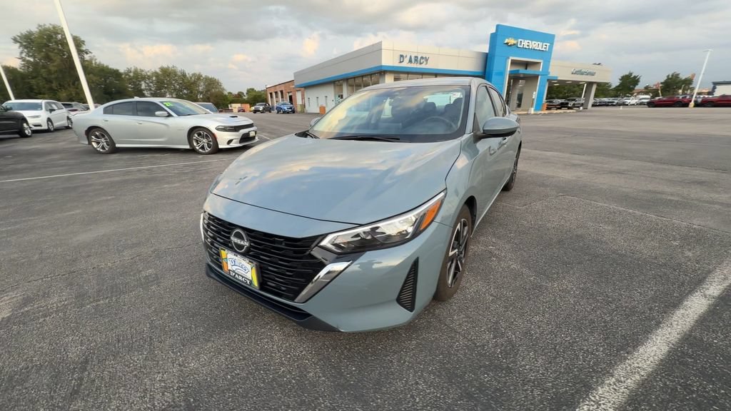 Used 2024 Gray Nissan SV image 3