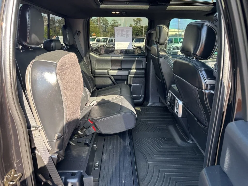 2019 Ford F-450 Super Duty Platinum - Photo 22