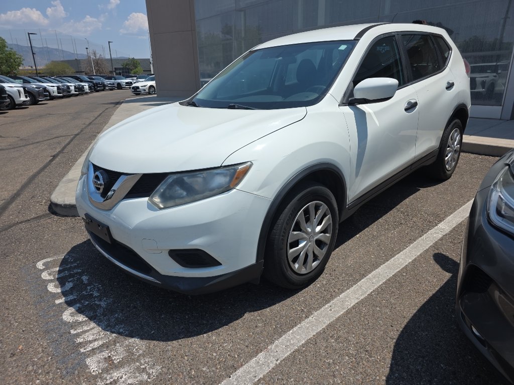 Used 2016 Pearl White Nissan SV image 2