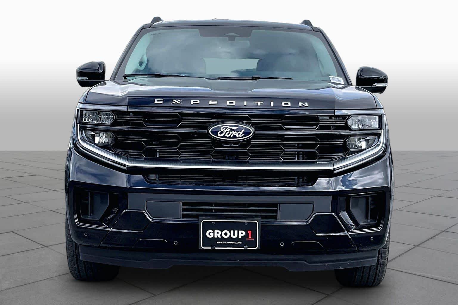 New 2027 Agate Black Metallic Ford Platinum image 3