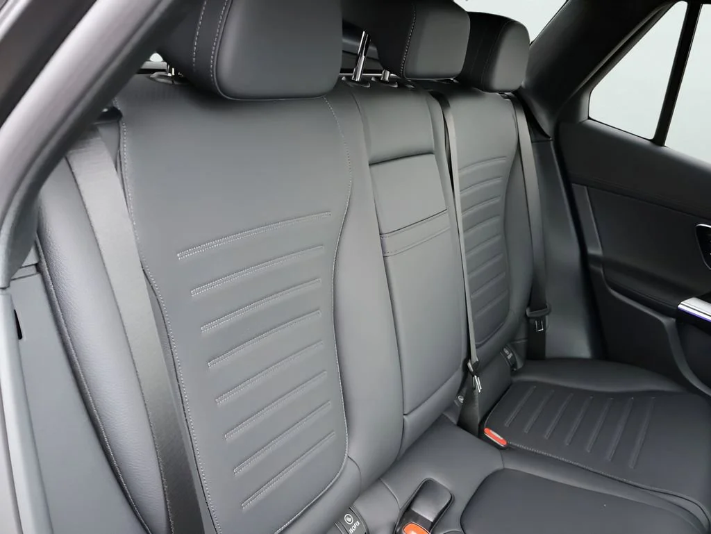 New 2026 MANUFAKTUR exclusive graphite grey magno Mercedes-Benz GLC 300 image 56