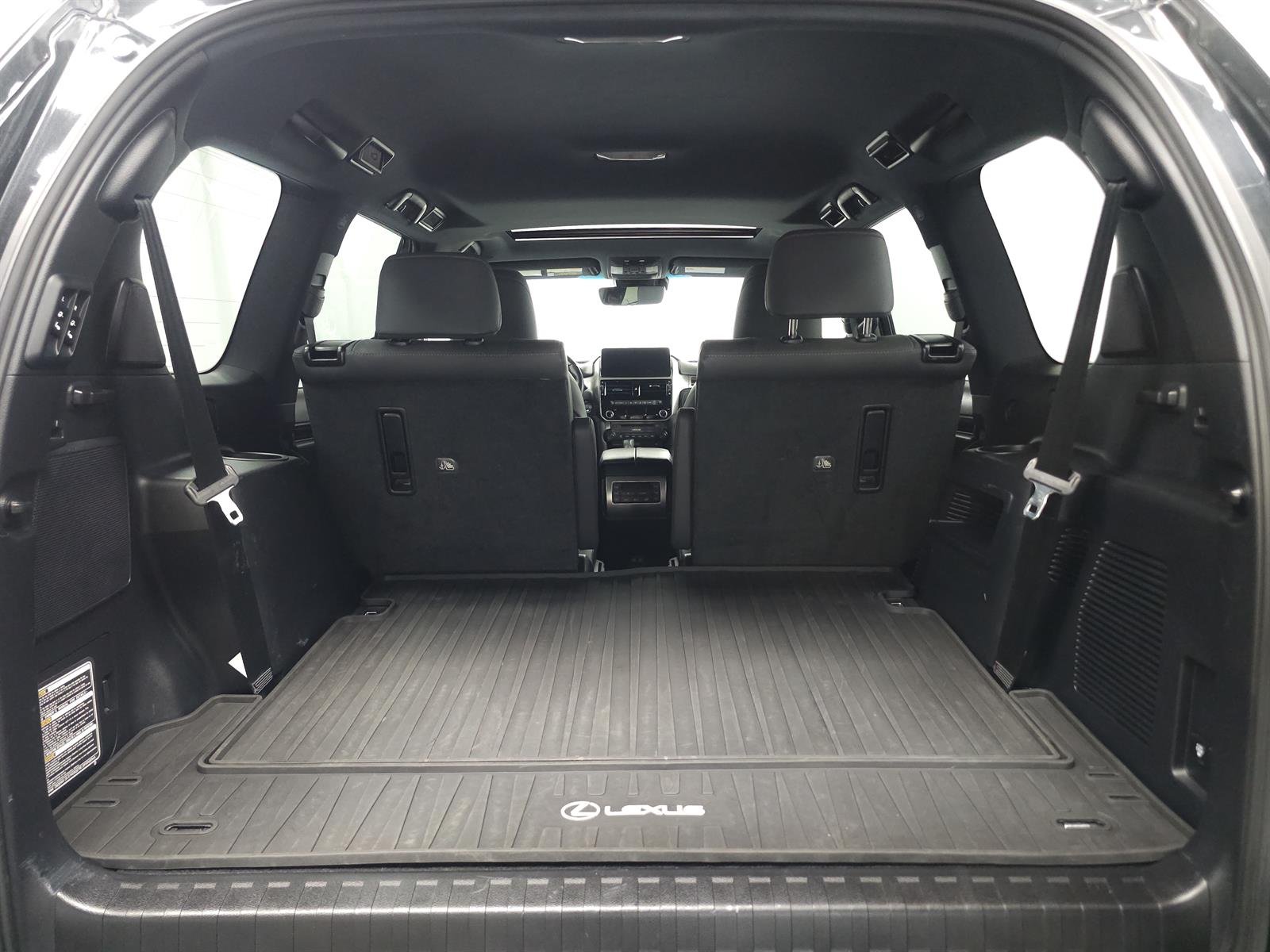 Used 2023 Black Lexus 460 image 12