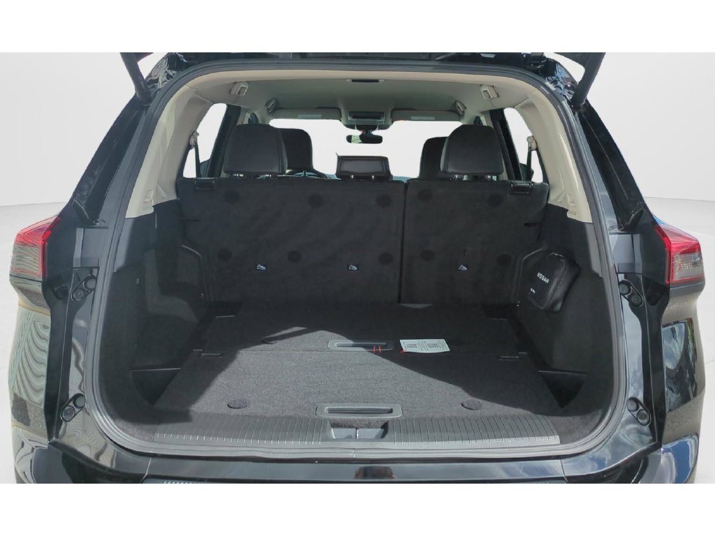 Used 2024 Black Nissan SL image 11