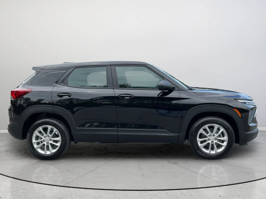 2026 Chevrolet Trailblazer LS - Photo 4
