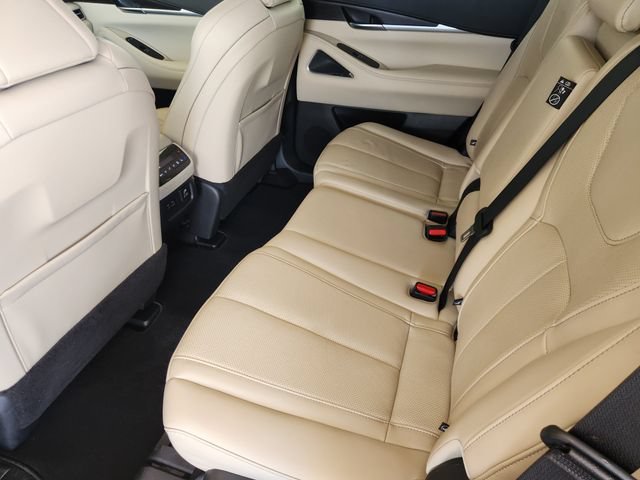 car-gallery-32