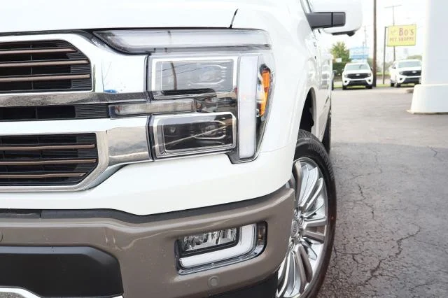New 2026 Star White Metallic Tri-Coat Ford King Ranch® image 76