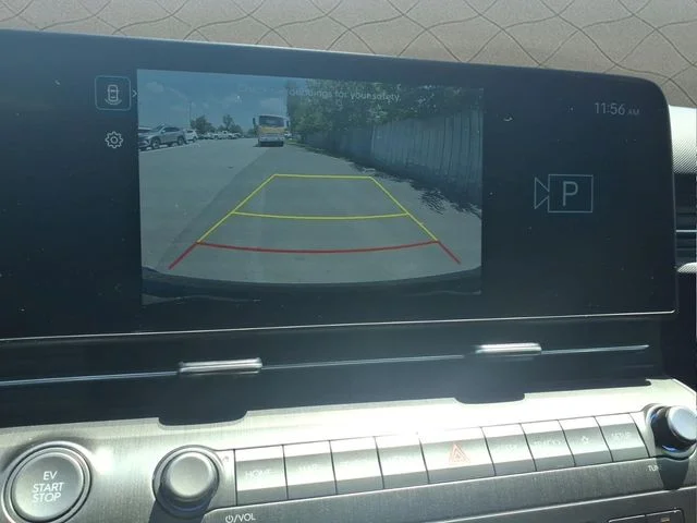 Used 2024 Black Hyundai SEL image 22