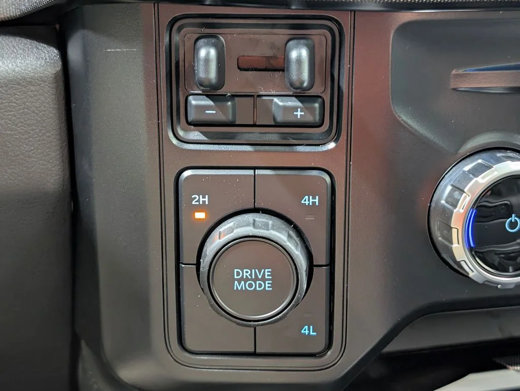 New 2026 Carbonized Gray Metallic Ford F-350® Platinum® image 8