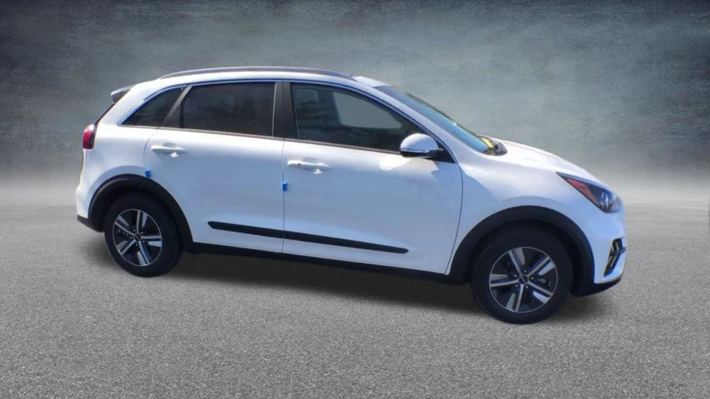 Used 2022 White Kia EX Premium image 25