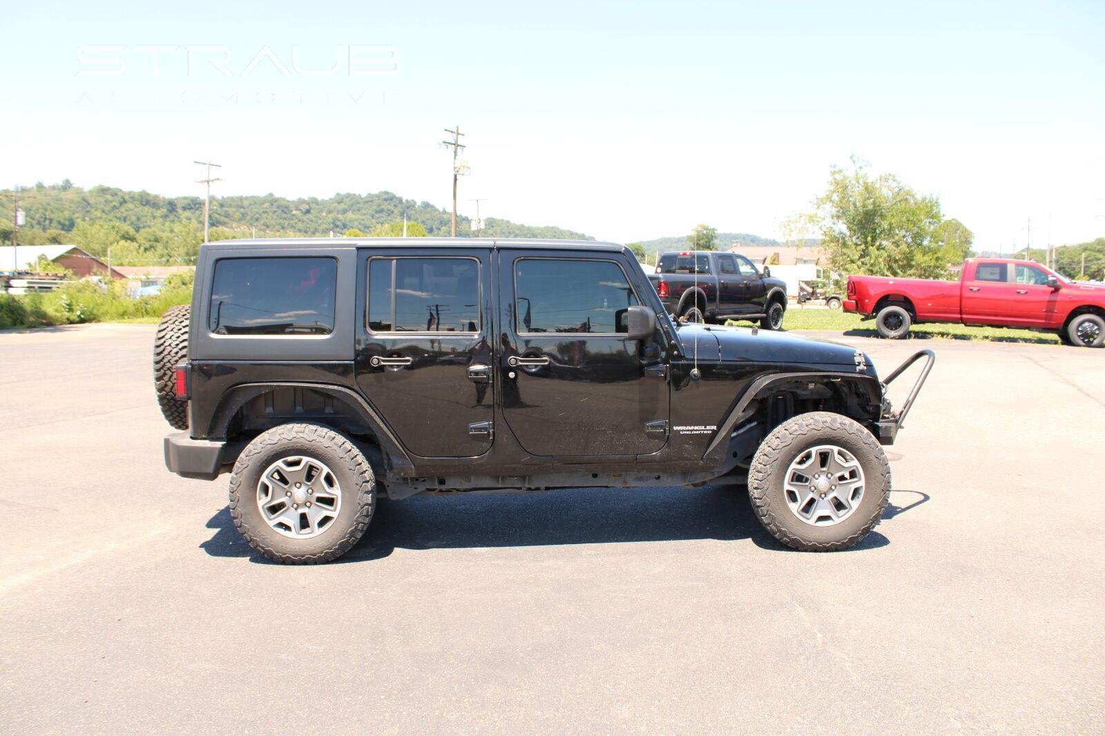 Used 2017 Black Clearcoat Jeep Rubicon image 6