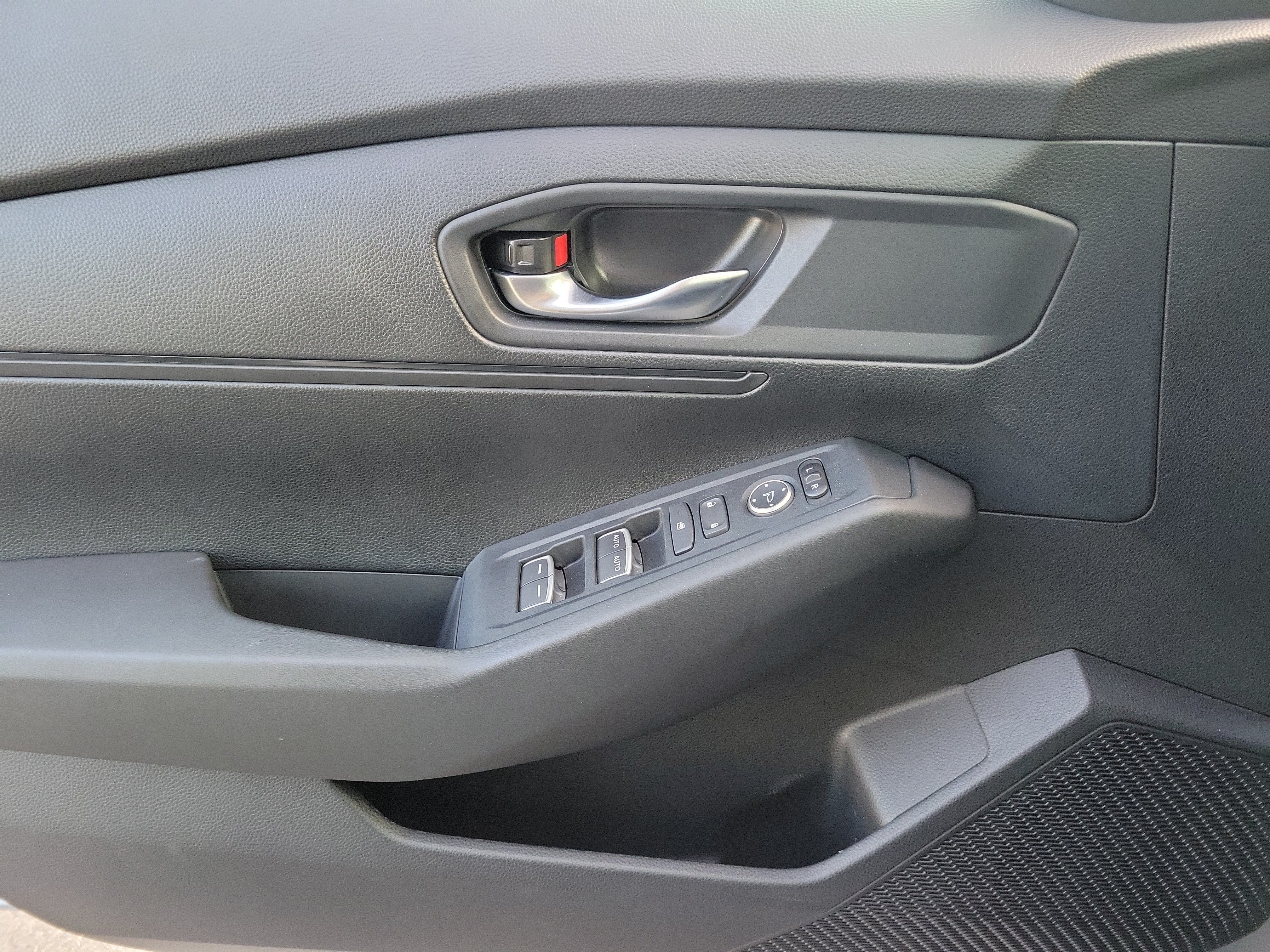 Used 2024 Silver Honda LX image 26