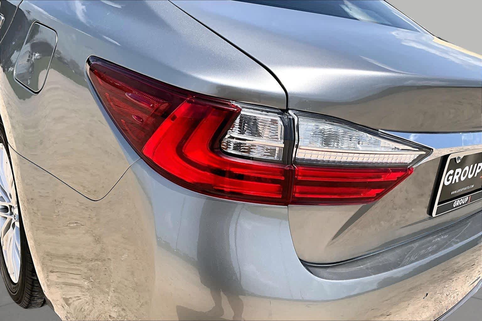 Used 2016 Atomic Silver Lexus  image 26