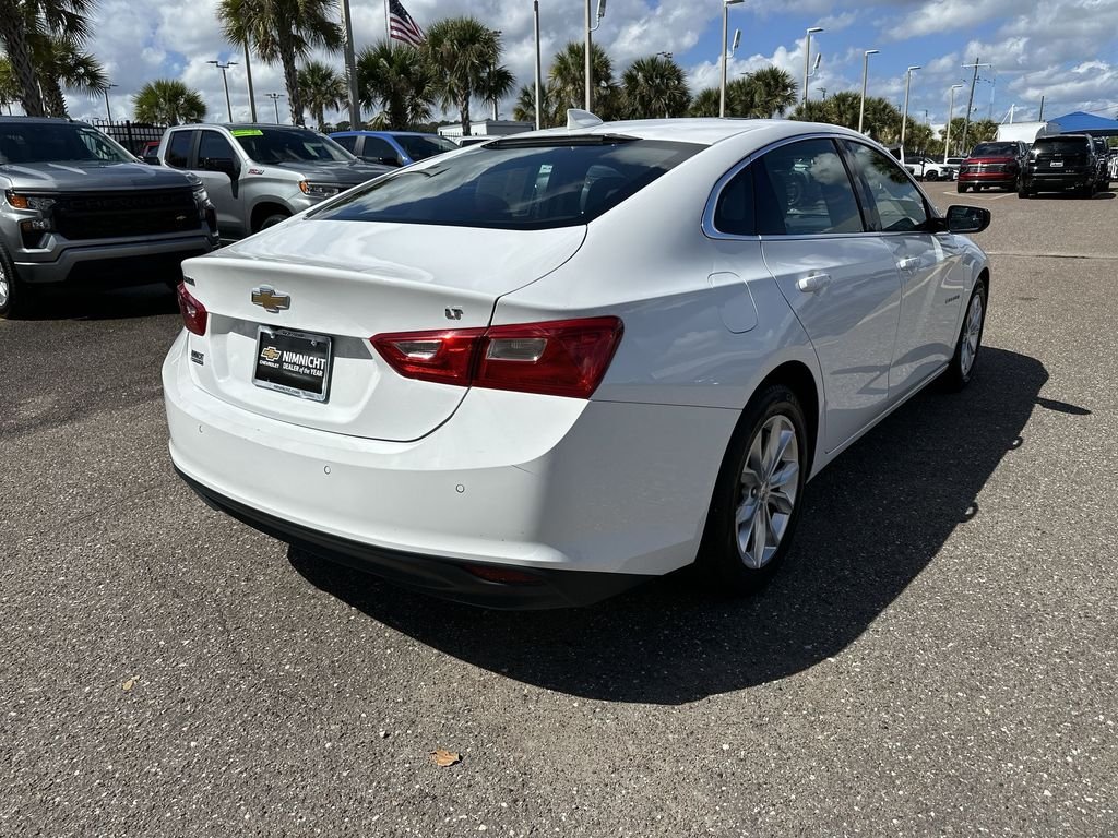 Used 2024 Summit White Chevrolet 1LT image 16