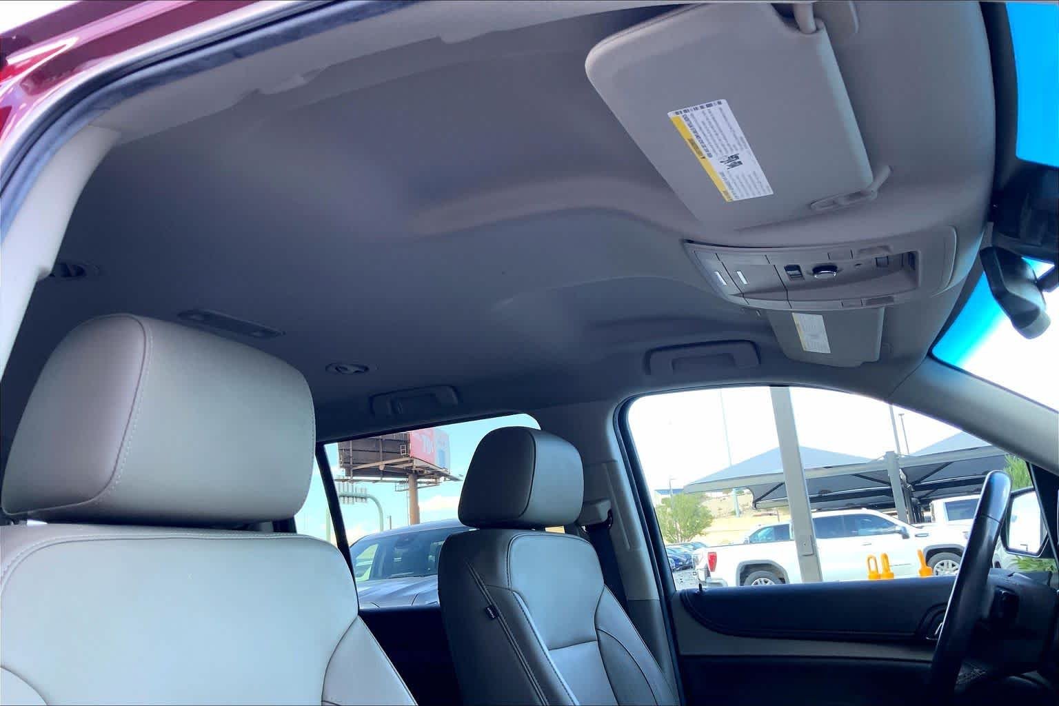 Used 2018 Siren Red Tintcoat Chevrolet LT image 14