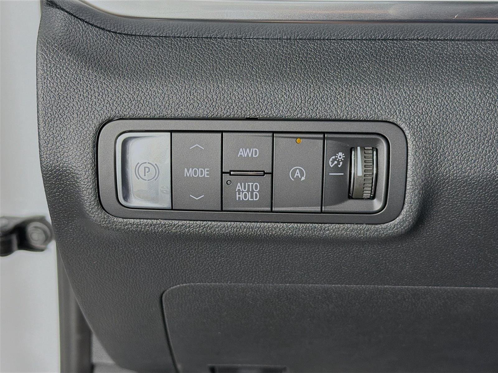 New 2026 Summit White GMC Elevation image 17