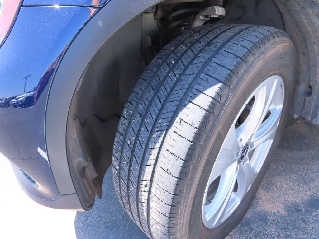 Used 2018 Blue Mercedes-Benz GLC 300 image 14